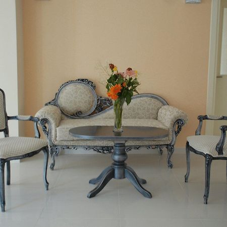 Oasis Hotel Skala  Extérieur photo