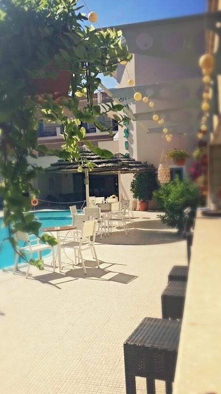 Oasis Hotel Skala  Extérieur photo